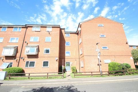 1 bedroom flat to rent, Gurney Close Barking