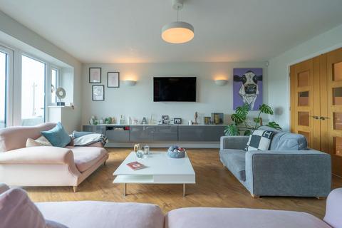 4 bedroom mews for sale, Douglas Avenue, Exmouth EX8