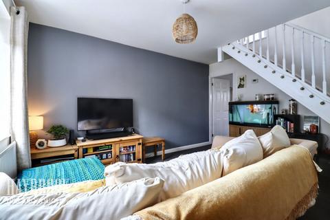2 bedroom end of terrace house for sale, Hawksley Avenue, Sheffield
