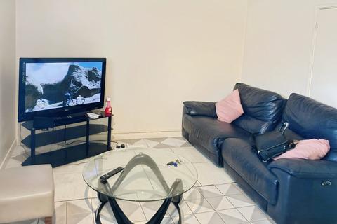 1 bedroom flat to rent, Mona Road, London SE15