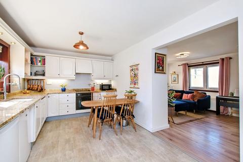 43 Rosabelle Road, Roslin, EH25 9PB