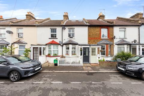 12 Yew Tree Road, Beckenham, BR3 4HT
