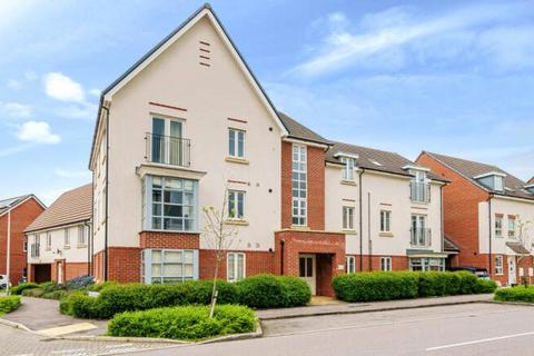 2 bedroom apartment for sale, Whitlock Avenue, Berkshire RG40