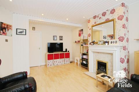 4 bedroom semi-detached house for sale, Weardale Gardens, Enfield, EN2