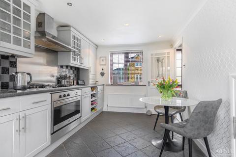 337 Danbury Crescent, South Ockendon, RM15 5XD