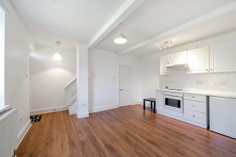 undefined, Hammerton Grove, Pudsey, West Yorkshire, UK, LS28