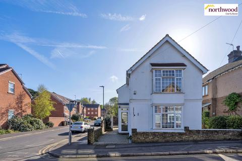 undefined, Bendysh Road, Bushey, WD23