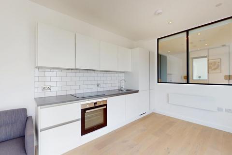 1 bedroom flat to rent, Great West Road