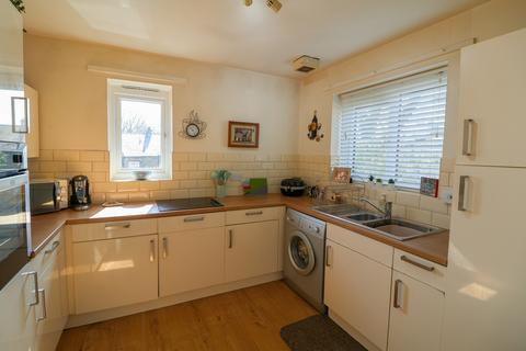 2 bedroom flat for sale, Arrowscroft Court, Via Hyde SK14