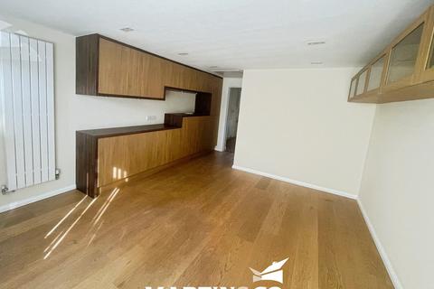 4 bedroom detached house to rent, Patching Hall Lane, Chelmsford