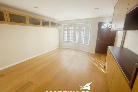 4 bedroom detached house to rent, Patching Hall Lane, Chelmsford