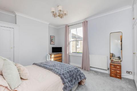 60a Waldron Road, London, SW18 3TD