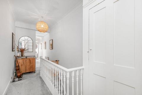 60a Waldron Road, London, SW18 3TD