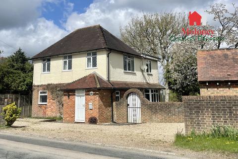 4 bedroom detached house for sale, Rural Staplecross, East Sussex Tn31