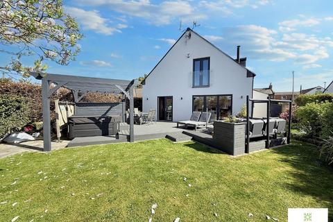 4 bedroom bungalow for sale, High Street, Great Broughton, North Yorkshire