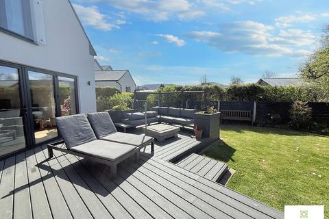 4 bedroom bungalow for sale, High Street, Great Broughton, North Yorkshire