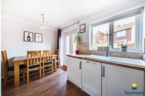 30 Devoil Close, Guildford, GU4 7FG