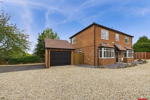 4 bedroom detached house for sale, Stroud Road, Gloucester GL4
