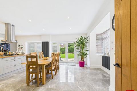 4 bedroom detached house for sale, Stroud Road, Gloucester GL4