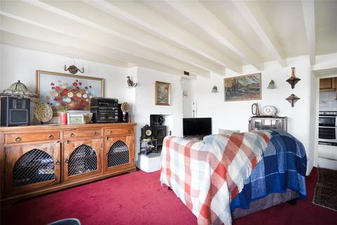 undefined, Pelynt PL13