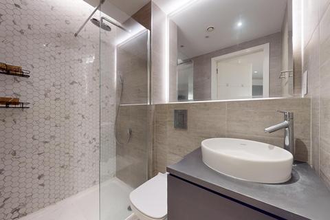 Studio to rent, New Horizons Court