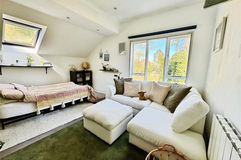 Studio for sale, Seymour Court, Crowthorne, Berkshire