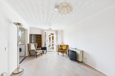 1 bedroom apartment for sale, Elmhurst Court, Hamblin Road, Woodbridge, Suffolk, IP12