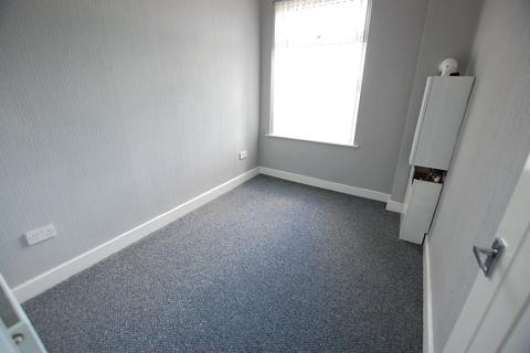 2 bedroom terraced house to rent, Newmarket Road, Greater Manchester OL7