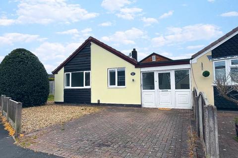2 bedroom detached bungalow for sale, Bracken Close, Burntwood, WS7 9BD