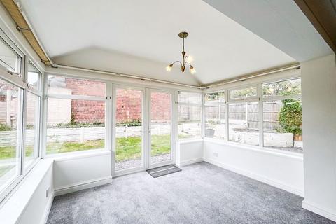 47 Bracken Close, Burntwood, WS7 9BD