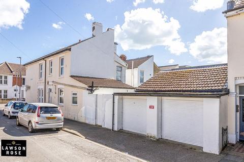 3 bedroom end of terrace house for sale, Prince Albert Road, Southsea