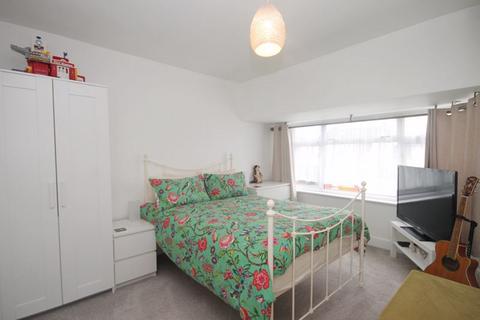 undefined, Daryngton Drive, Greenford