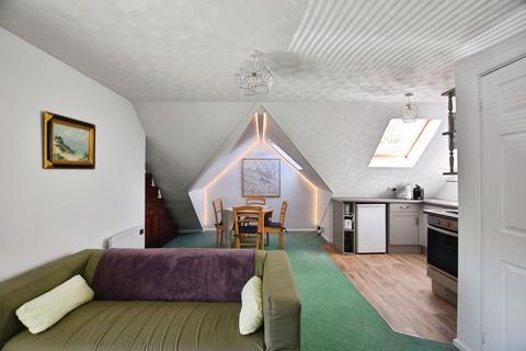 1 bedroom apartment for sale, Netherhampton Road, Salisbury                                *VIDEO TOUR*