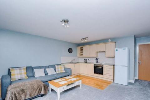 2 bedroom apartment to rent, Pendle Court, Leigh