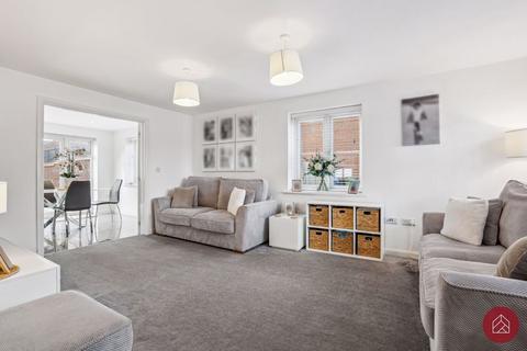 24 Dacey Drive, Upper Heyford, Bicester, OX25 5AA