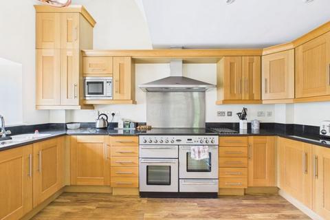 3 bedroom barn for sale, New Cross Court, New Cross Hill, West Lambrook