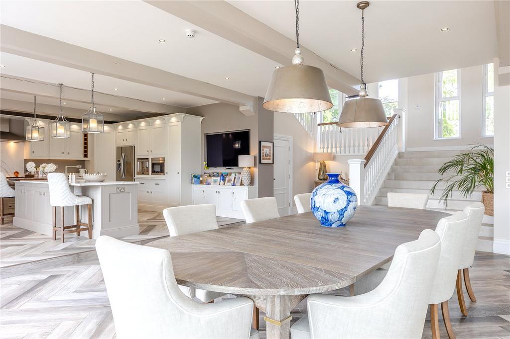 Open Plan Dining