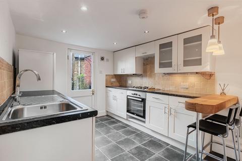 2 bedroom cottage for sale, Crown Street, Harrow on the Hill Village Conservation Area