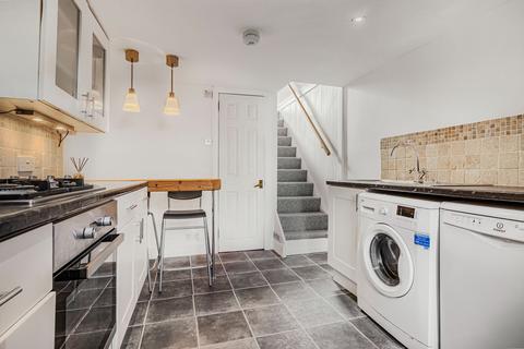 2 bedroom cottage for sale, Crown Street, Harrow on the Hill Village Conservation Area