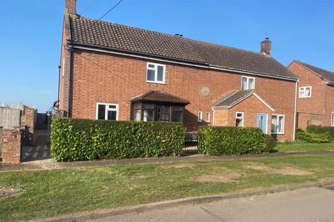 19 Newleaze, Steeple Ashton, Trowbridge, BA14 6EF