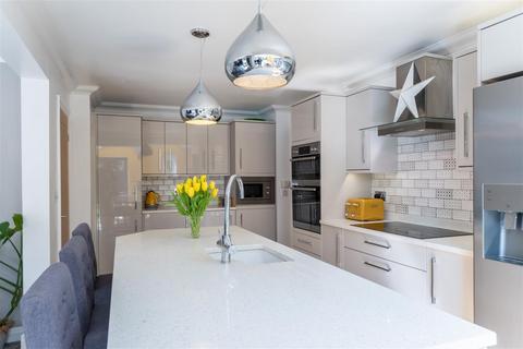 23 Waystead Close, Northwich, CW9 8NN