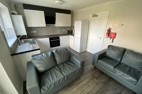4 bedroom house to rent, Priory Street, Preston PR2