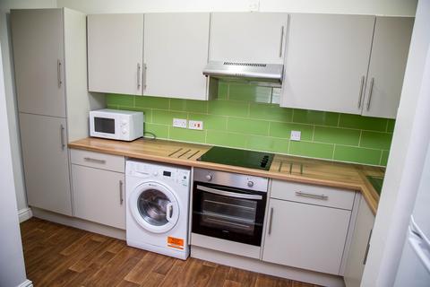 4 bedroom house to rent, Trafford Street, Preston PR1