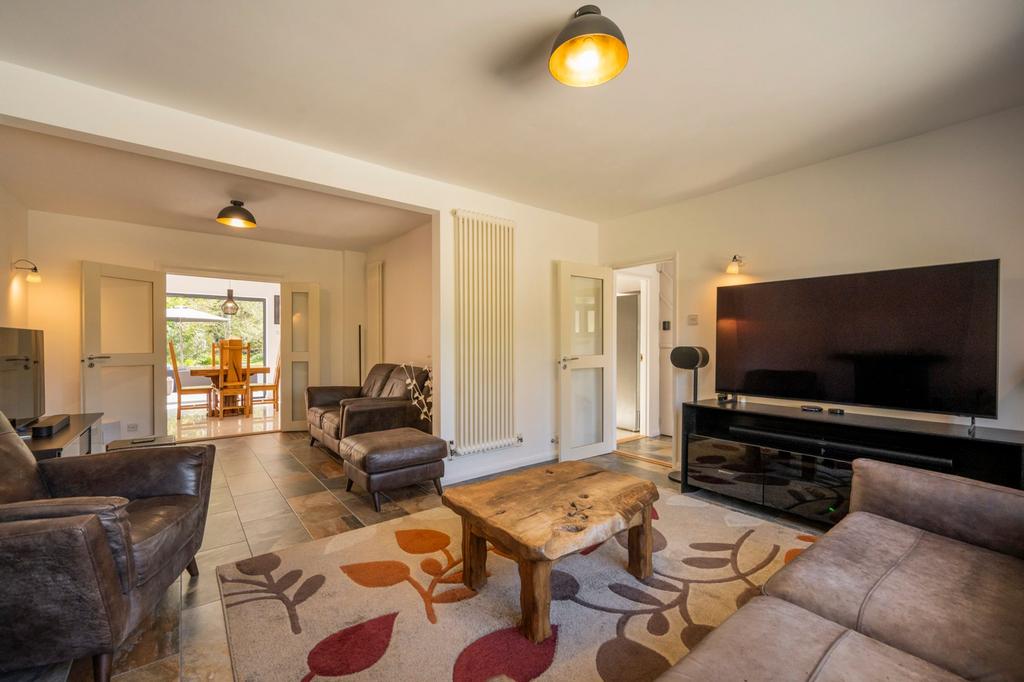 Open Plan Reception Room