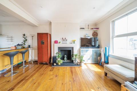 3 bedroom apartment for sale, Wendell Road, London