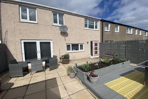 3 bedroom terraced house for sale, Cedar Road, Cumbernauld G67
