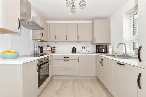 3 bedroom end of terrace house for sale, Whitfield, Whifield, Dover, Kent