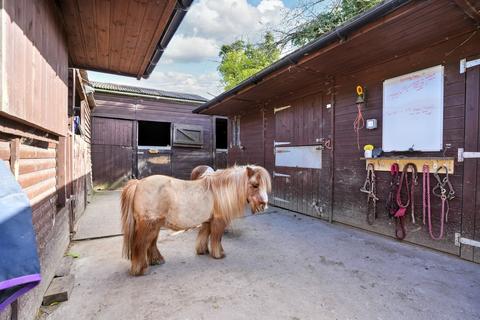 4 bedroom detached house for sale, Kits Coty Farm, 87 Salisbury Road, Aylesford Kent ME20 7EW