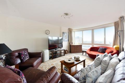 4 bedroom flat for sale, Raynham, Norfolk Crescent, Hyde Park Estate, London W2
