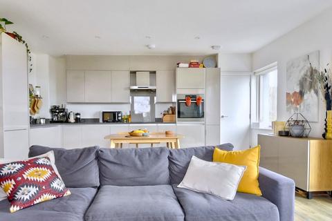 2 bedroom flat for sale, Dalmeny Avenue, Hillmarton Conservation Area, London N7